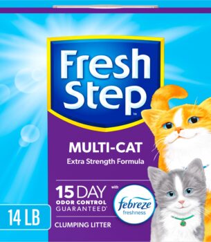 Fresh Step Clumping Cat Litter, Multi-Cat, Long Lasting Odor Control Kitty Litter with Activated Charcoal, Low Dust Formula, 14 lb
