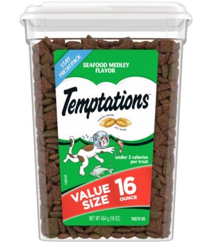 Temptations Classic Crunchy and Soft Cat Treats, Seafood Medley Flavor, 16 oz. Tub