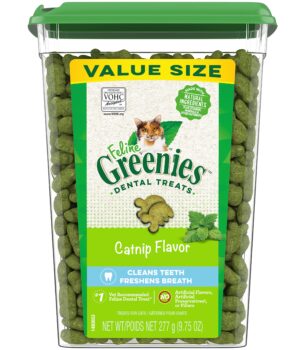 Greenies Feline Adult Dental Cat Treats, Catnip Flavor, 9.75 oz. Tub